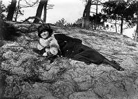Yvonne Lanne nee Francois La Baule vers 1920