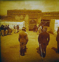 Arrivée sur la cour de la casbah d’El Hajeb