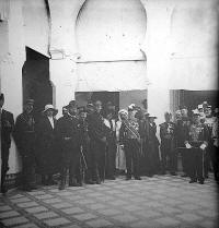 Ambassade au palais du Glaoui : Mr Regnaud, Gal Bailloud, Gal Moinier, Colonel Brulard, député Daumesnil