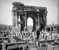 Timgad : arc de triomphe