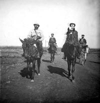 Mr et Mme Daumesnil quittent Meknès, se rendant à Casablanca